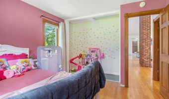314 Wentworth Rd, Brookfield, NH 03872
