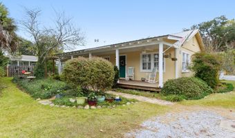 321 State St, Bay St. Louis, MS 39520