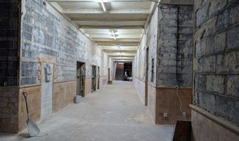 1017 W 19th St, Anderson, IN 46016