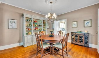 1230 GOLDEN Ln, Orlando, FL 32804