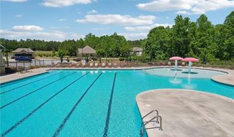 377 Station Overlook Dr, Auburn, GA 30011