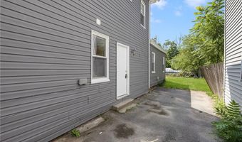 6 Mill St, North Smithfield, RI 02896