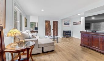 1711 Trout Gulch Rd, Aptos, CA 95003
