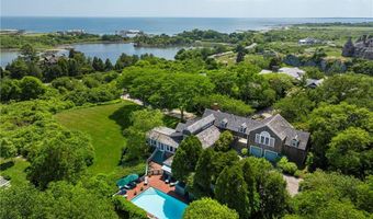 315 Ocean Ave, Newport, RI 02840