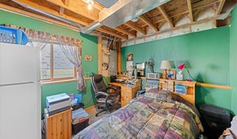 915 Wildflower Ct, Amery, WI 54001