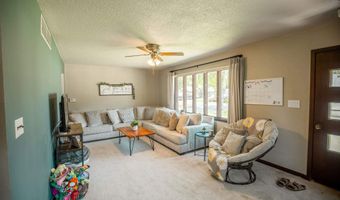 1426 E Lucas St, Algona, IA 50511