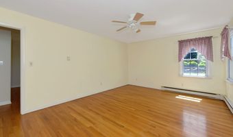 12 Greenfield Dr, Ansonia, CT 06401