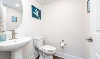 12452 SEA OAKS Ln 5, Berlin, MD 21811