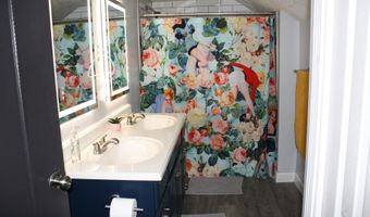614 W Lake St, Alpena, MI 49707