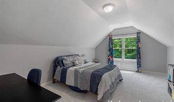 1977 EMERALD GLEN Ct, Ada, MI 49301