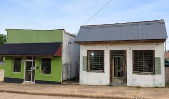 111 Water St, Baldwyn, MS 38824