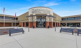 6101 Misty Valley Dr SE, Acworth, GA 30102