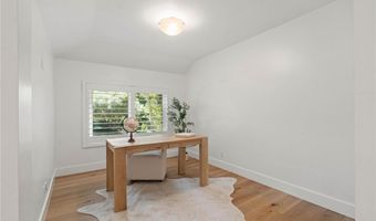 28925 Medea Mesa Rd, Agoura Hills, CA 91301