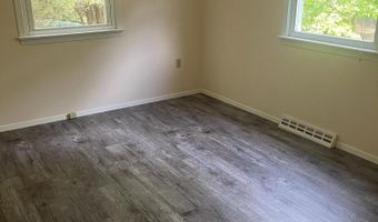 48 Burr St, Barnegat, NJ 08005
