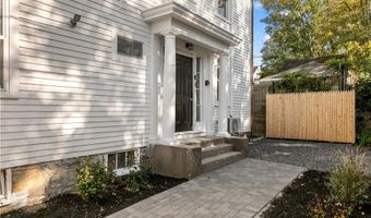 131 Broadway 4, Newport, RI 02840