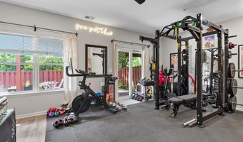 5155 BALLYCASTLE Cir, Alexandria, VA 22315