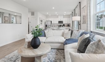 3 Minnow Ave, Barnegat, NJ 08005