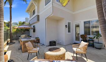 6878 Tradewinds Dr, Carlsbad, CA 92011