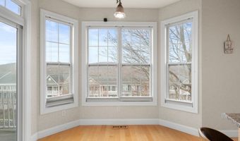 19 Mill Rd 19, Danbury, CT 06810
