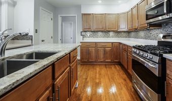 2018 SWAN Ter, Alexandria, VA 22307