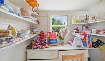 64 Hyde St, Burlington, VT 05401