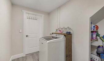 2087 Hanhauser Dr, Blackfoot, ID 83221