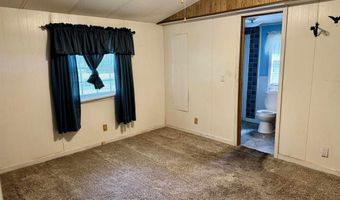 106 Scaleybark Cir, Andrews, SC 29510