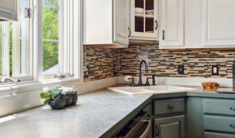 55 Robinson Ln, Barrington, NH 03825