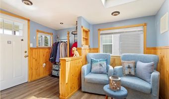 63 East Dr, East Providence, RI 02916