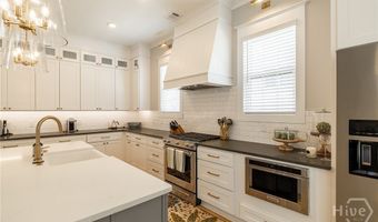 261 Highpointe Ln, Athens, GA 30606