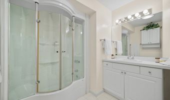 246 Adams Pointe Blvd 1, Adams Twp., PA 16046