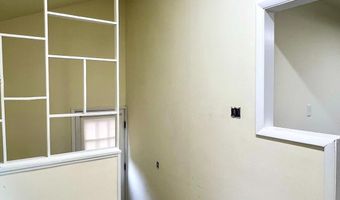 75 E BROWNING Rd, Bellmawr, NJ 08031