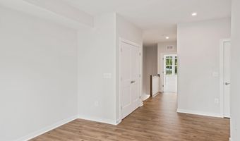 20364 NEWFOUNDLAND Sq, Ashburn, VA 20147