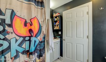 35 Grand St, Amsterdam, NY 12010