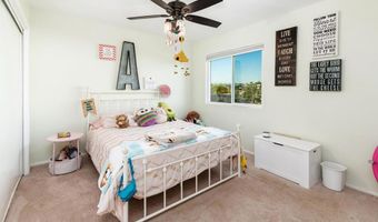 435 W Hawthorne St, Fallbrook, CA 92028