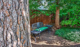 61042 Chamomile Pl, Bend, OR 97702