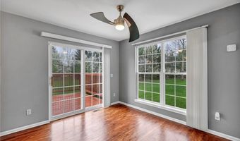 10375 Kerwick Ct, Aurora, OH 44202