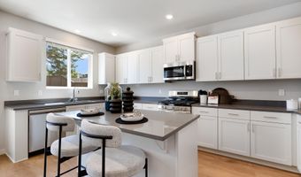 63233 Carly Ln, Bend, OR 97701