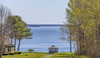 18 Bayside Dr, Belfast, ME 04915