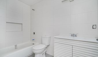 378 Atlantic Ave, Staten Island, NY 10305