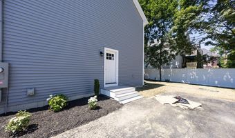 122 Canal St, Blackstone, MA 01504