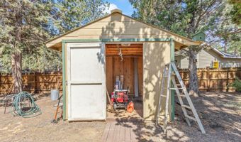 61176 Larkwood Dr, Bend, OR 97702