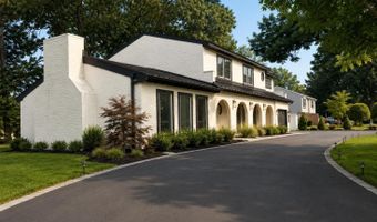 530 Palmer Ave, Belford, NJ 07718