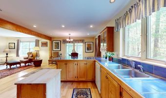 265 Stonewall Dr, Bristol, VT 05443