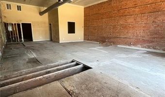 12 ZEBULON St, Barnesville, GA 30204