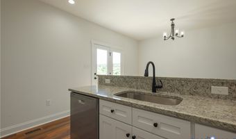 213 Berkley St, Ashland, VA 23005