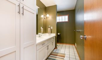 5390 Pheasant Ct, Alma, MI 48801