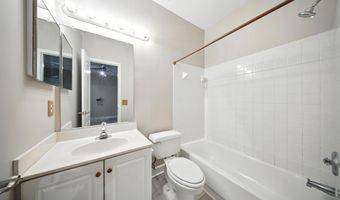 20977 FOWLERS MILL Cir, Ashburn, VA 20147