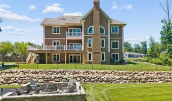 3 Buckingham Rd, Bayonne, NJ 07035