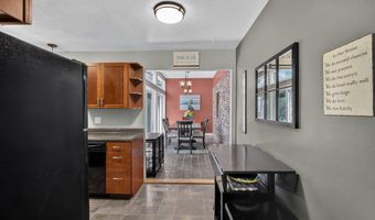 2415 Melrose Ave, Ames, IA 50010